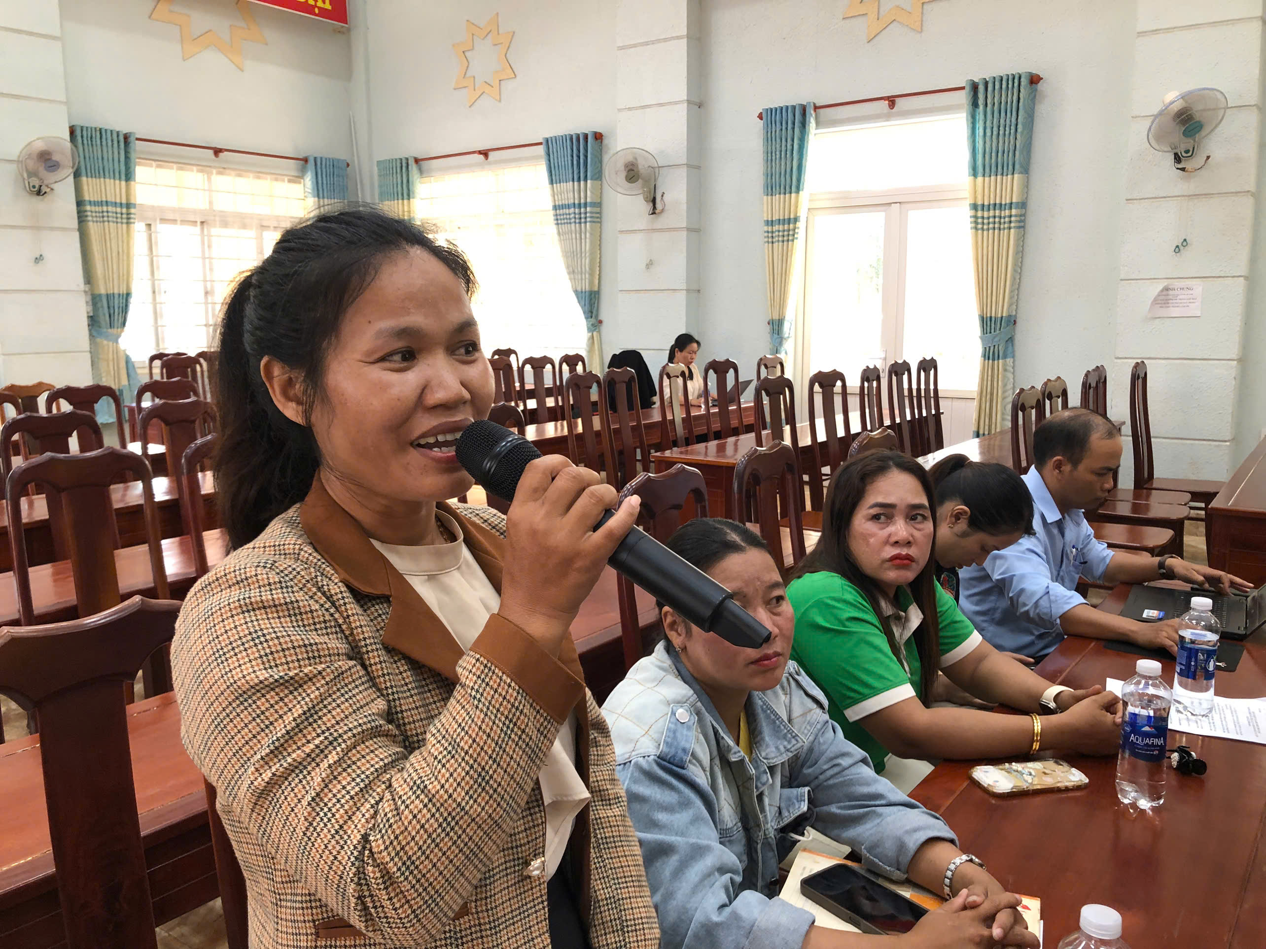 Đại biểu thao luận 3